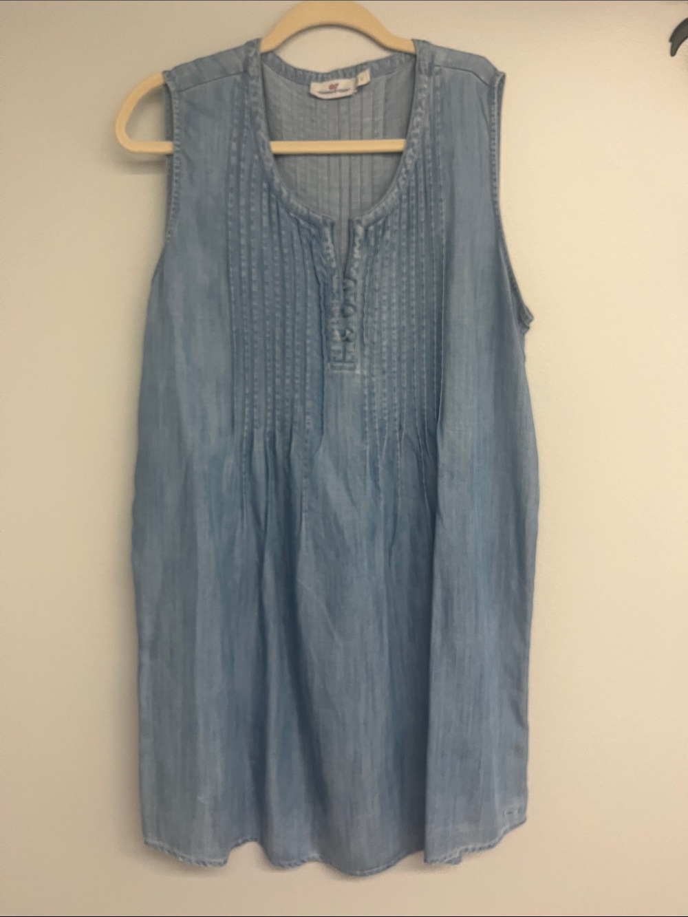 Vineyard Vines Soft Light Blue Sleeveless Pintuck Dress